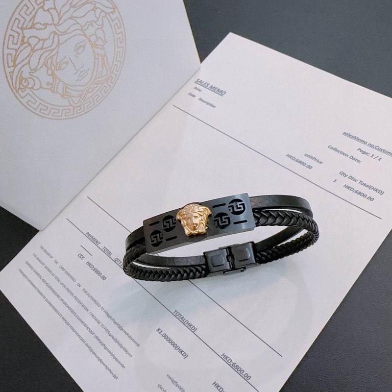 Versace bracelet 11yxx17